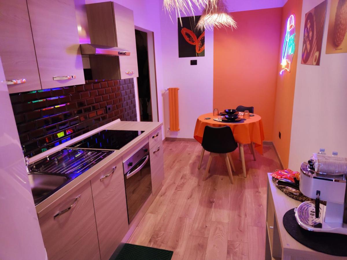 Suite Maison Tropical - Luxury Apartment In Bari Luaran gambar