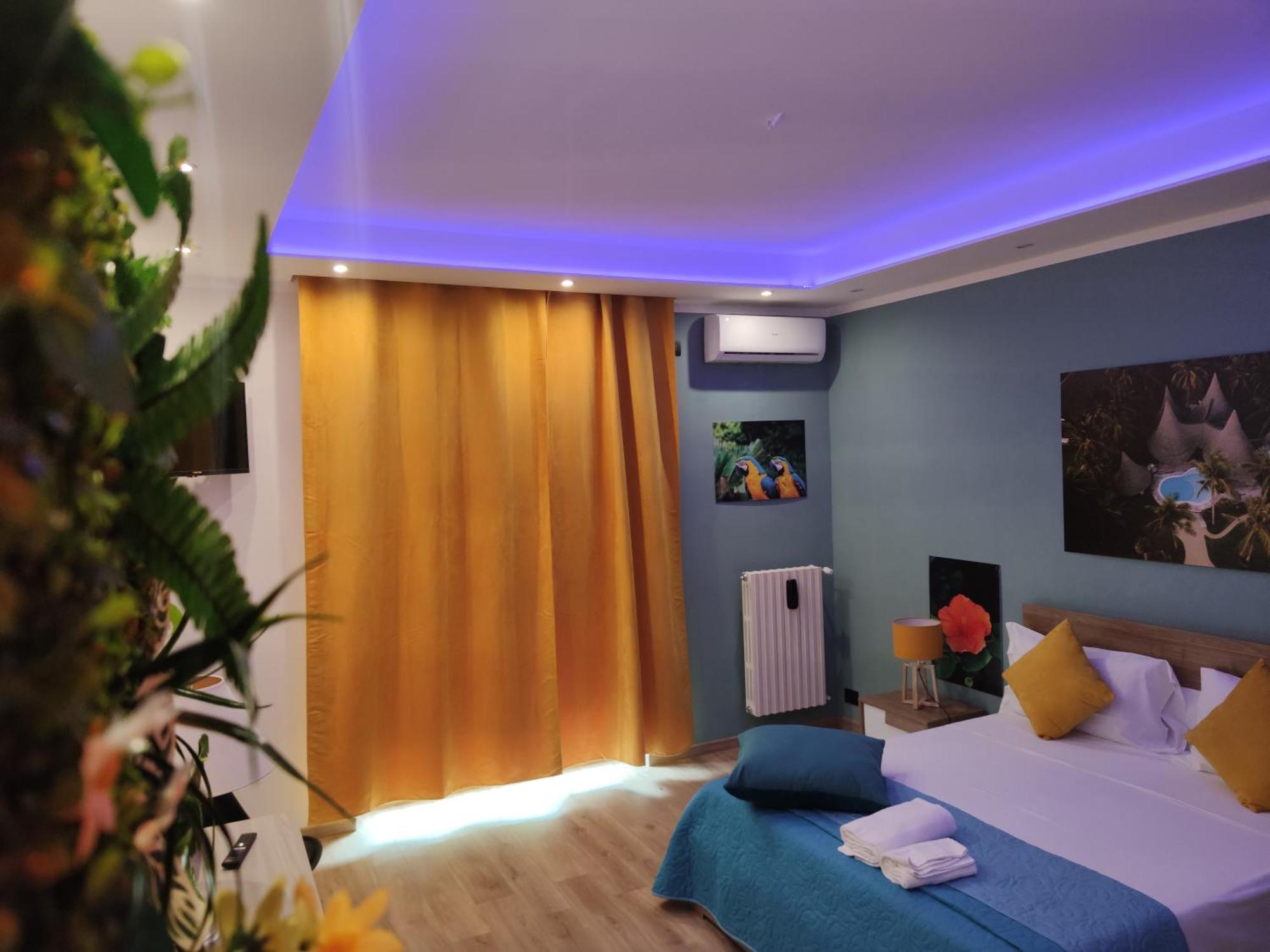 Suite Maison Tropical - Luxury Apartment In Bari Luaran gambar